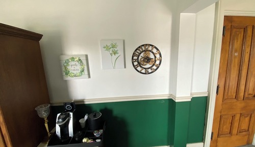 Habitación básica, varias camas