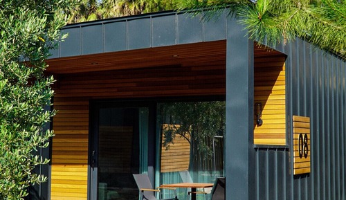Bungalow Deluxe