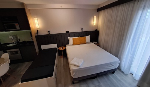 Apartamento Business, cocina, vistas a la ciudad