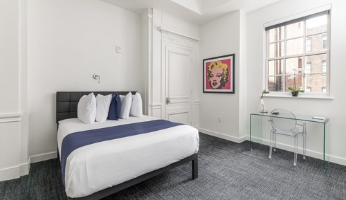 Estudio Deluxe (2nd Floor - Unit 204)