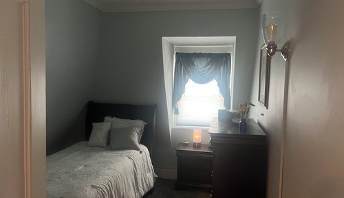 Apartamento, 2 habitaciones, balcón, vistas al jardín