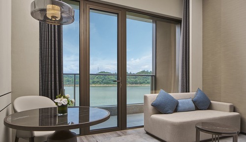 Suite, 1 cama de matrimonio grande, vistas al río