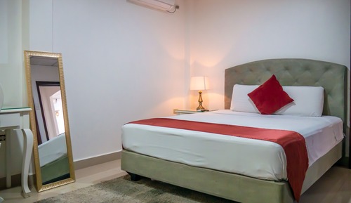 Habitación Business, 1 cama de matrimonio, baño privado, planta ejecutiva