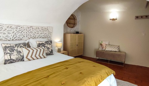 Habitación, balcón, vistas a la montaña (Cevennes)