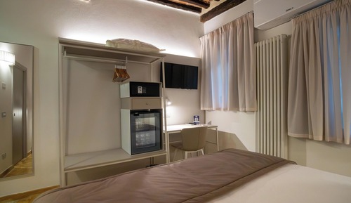 Habitación City con 1 cama doble o 2 individuales, 1 habitación, no fumadores, baño privado