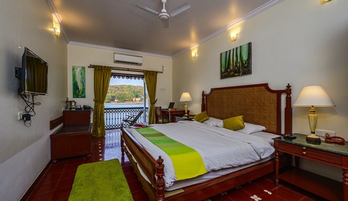 Habitación Premium doble, 1 cama doble, balcón, vistas al río