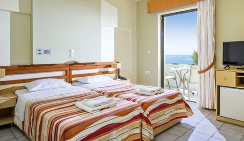 Habitación clásica con 1 cama doble o 2 individuales, 1 habitación