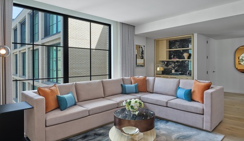 Suite (Courtyard)