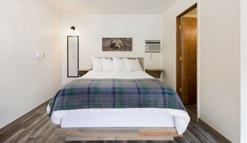 Habitación básica, 1 cama de matrimonio, vistas a la montaña, junto a la montaña