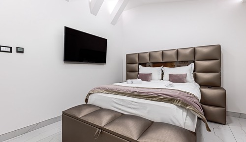 Apartamento presidencial, 1 cama de matrimonio grande con sofá cama