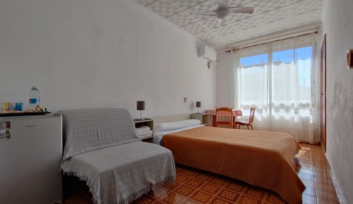 Habitación económica, baño compartido