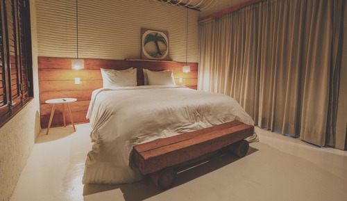 Chalet Deluxe, 1 cama de matrimonio grande, piscina privada, vistas a la laguna