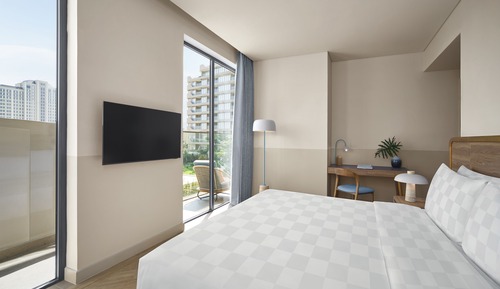 Apartamento superior, balcón