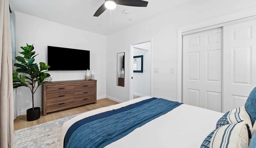 Casa (Multiple Bedrooms)