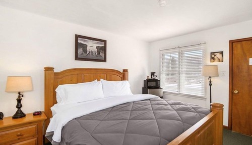 Habitación económica, 1 cama de matrimonio