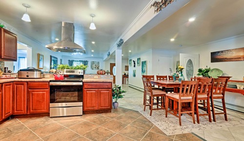 Casa (Multiple Bedrooms)
