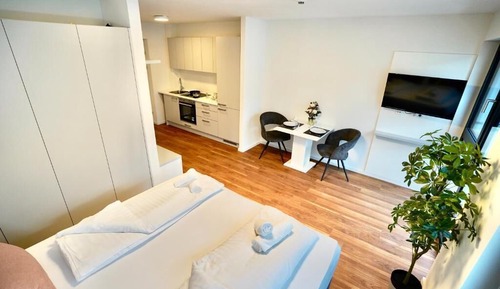 Habitación básica con 1 cama doble o 2 individuales