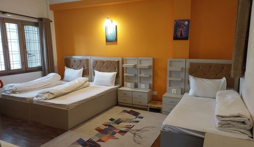 Habitación triple clásica