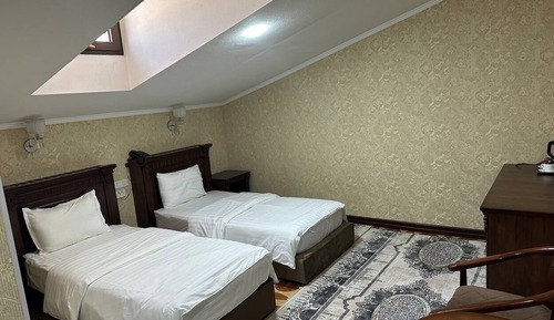 Habitación económica con 1 cama doble o 2 individuales