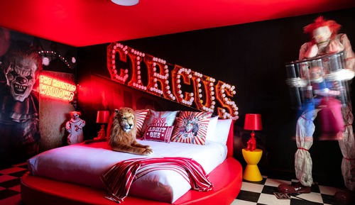 Habitación de diseño, 1 cama de matrimonio grande