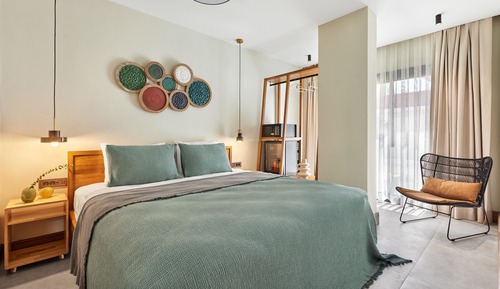 Habitación superior, 1 cama de matrimonio, vistas al jardín, en la zona del jardín