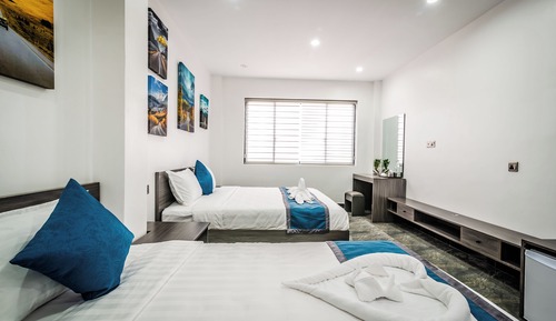 Habitación superior con 2 camas individuales