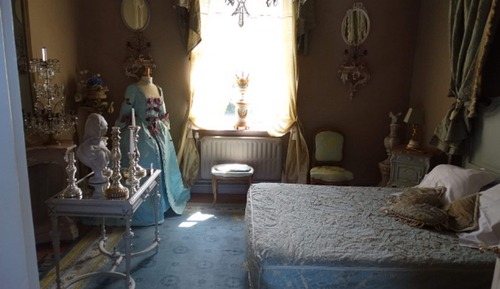 Habitación cuádruple romántica, baño privado, vistas al patio (Suite Française)