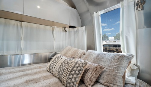 Habitación básica, 1 cama de matrimonio, cocina básica, vistas al complejo turístico