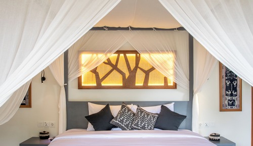 Villa Deluxe, 1 cama de matrimonio grande, terraza, en la zona del jardín (Victoria)