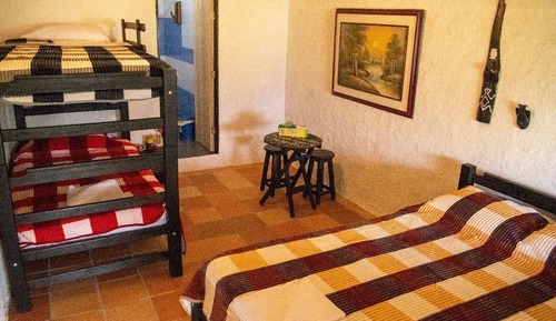 Habitación familiar, varias camas