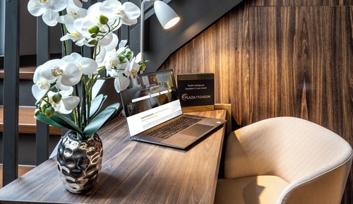 Maisonette Studio