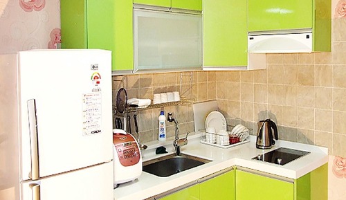 Room (Lime Tree)