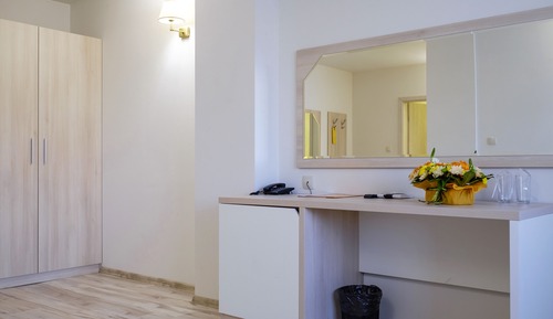 Habitación superior con 1 cama doble o 2 individuales
