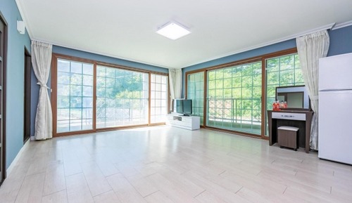 Room (20 pyeong One-room-206)