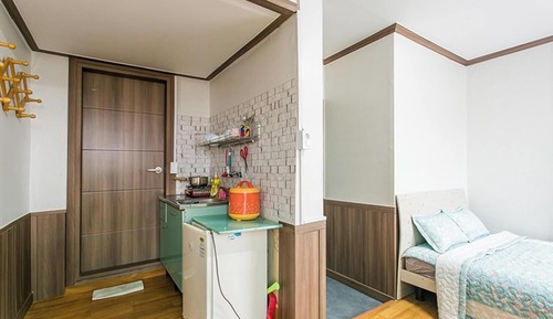 Room (Room 401 (Ocean View))