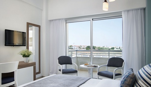 Double Room Inland View