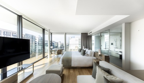 Habitación doble, no fumadores, en esquina (Balcony)