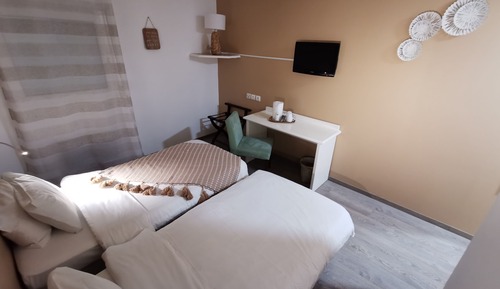 Habitación superior con 2 camas individuales (2 person)