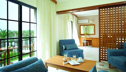 Habitación familiar, vistas al jardín