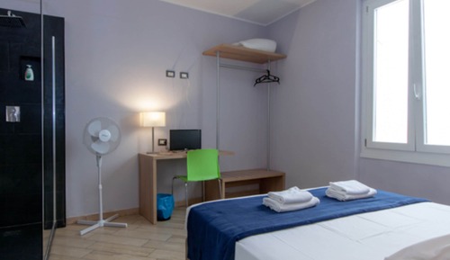 Habitación económica doble, 1 cama doble, baño privado