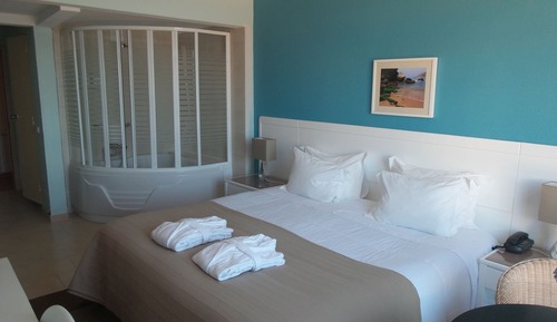 Habitación Deluxe doble, bañera de hidromasaje, vistas al mar