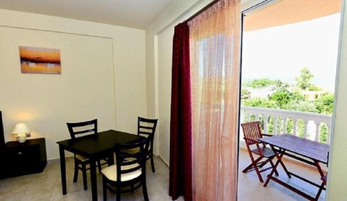 Suite, patio (Friends and Family)