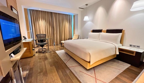 Habitación estándar, 1 cama de matrimonio grande, Acceso al salón del club