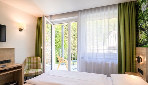 Habitación doble, 1 cama de matrimonio, balcón