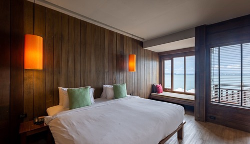 Deluxe Seaview
