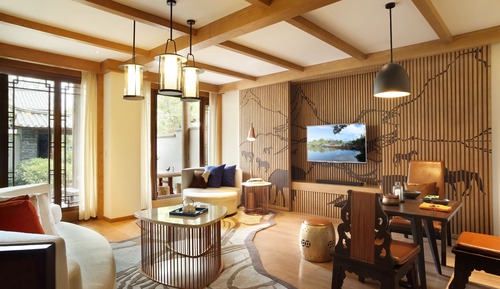 Habitación (with Living Dining Areas)