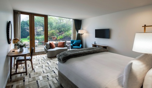 Suite estudio superior, vistas al jardín