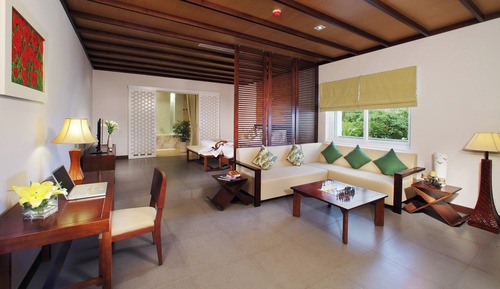 Apartamento estándar, 1 cama de matrimonio grande, bañera, vistas al jardín