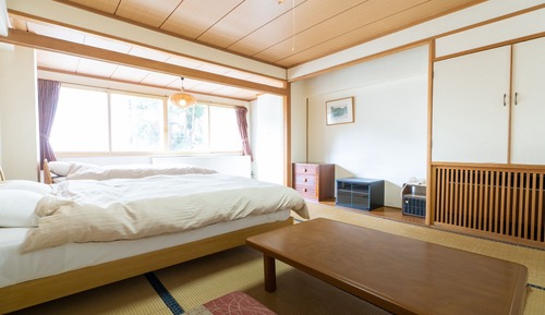 Habitación cuádruple familiar, no fumadores (Western Japanese, w/ Toilet, w/o TV)