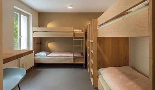 Dormitorio compartido, baño compartido (1 bed in 6 bed dorm including Lavabo)